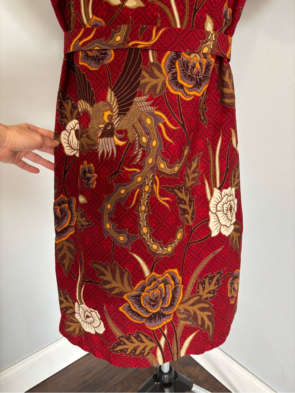 Deep Red Batik Floral Sheath Dress XS - Picture 6 of 16